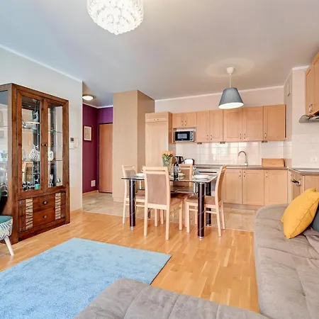 Aura Triapart Gdansk