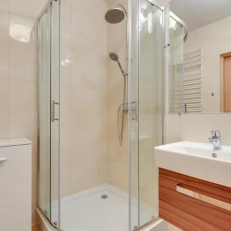 Aura Triapart Apartment